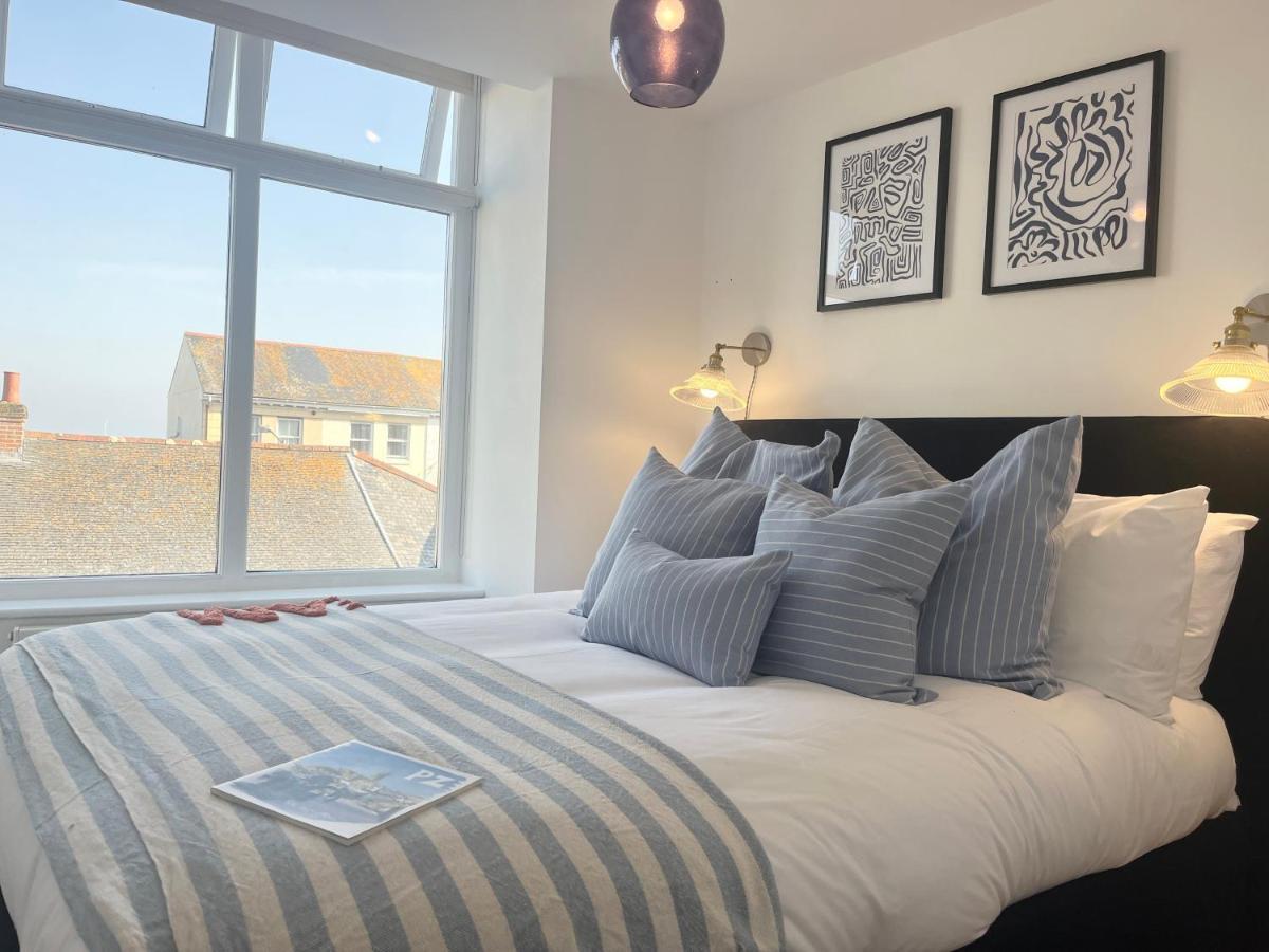 Apres Beach Apartment Sleeps 4 เพนแซนซ์ ภายนอก รูปภาพ