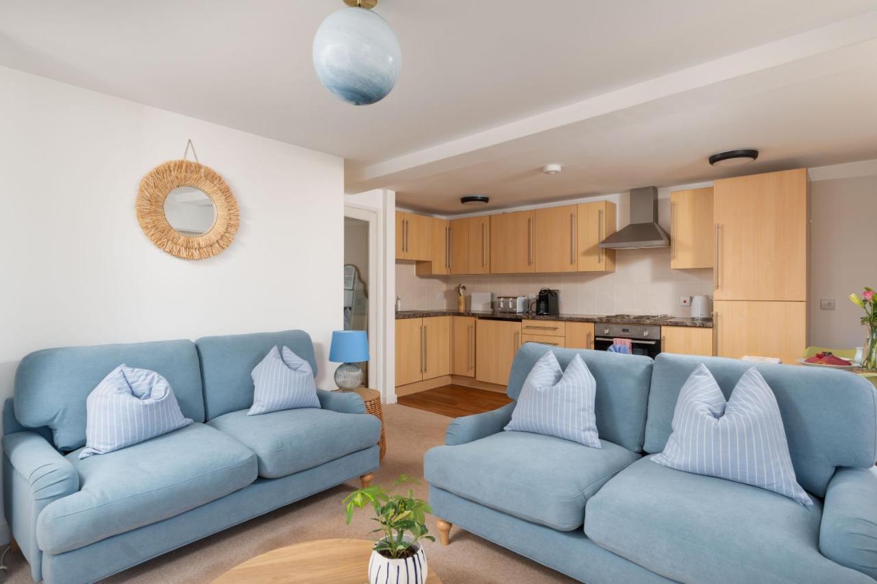 Apres Beach Apartment Sleeps 4 เพนแซนซ์ ภายนอก รูปภาพ