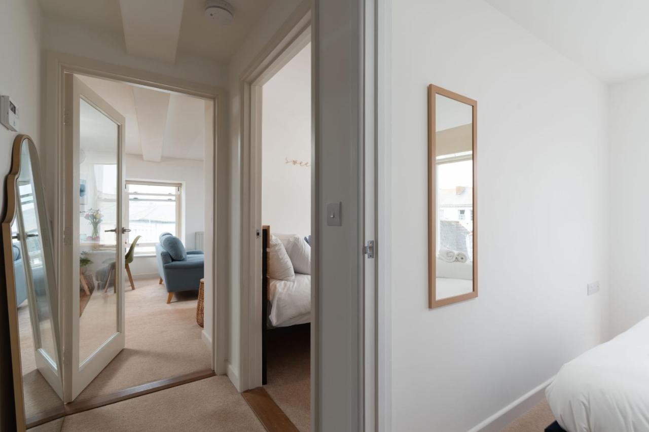 Apres Beach Apartment Sleeps 4 เพนแซนซ์ ภายนอก รูปภาพ